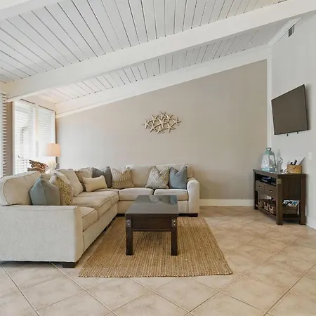 Hilton Head Beach Villas 20